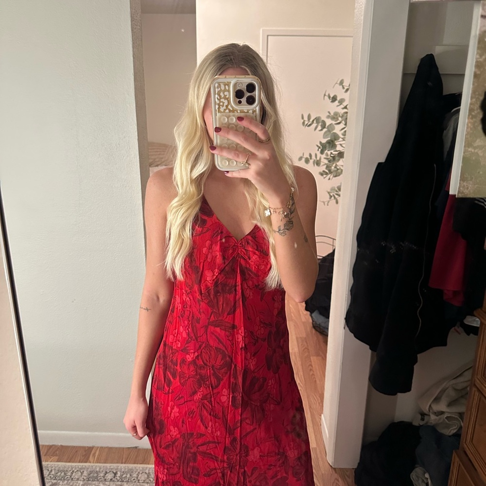 Jones New York red dress